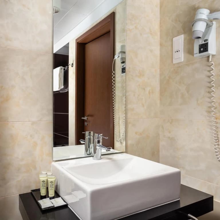 Hotel Luena - photo 28