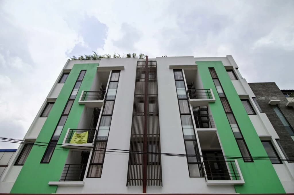 Avalon Thamrin 8 by RedDoorz - photo 1