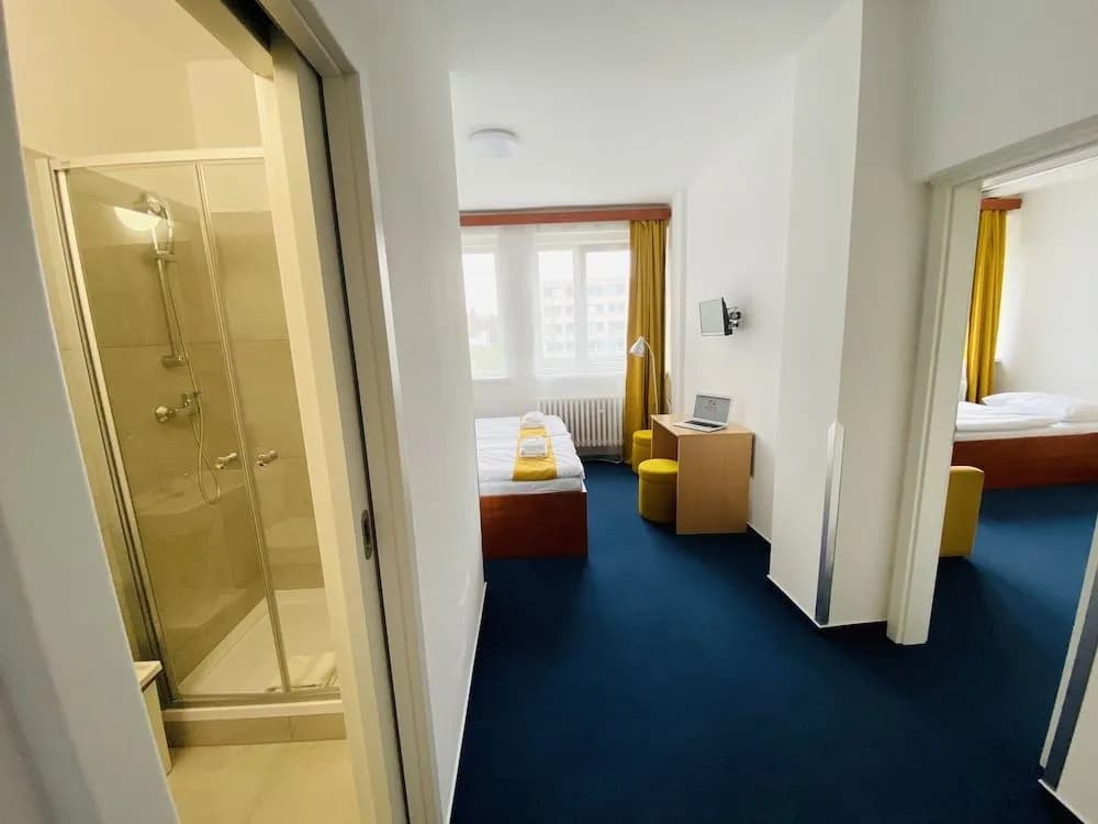 Atlas Hotel Garni - photo 4