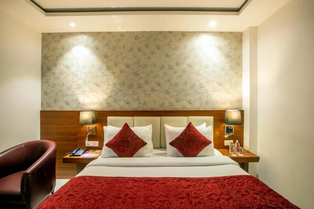 Hotel Arch Suites - photo 32