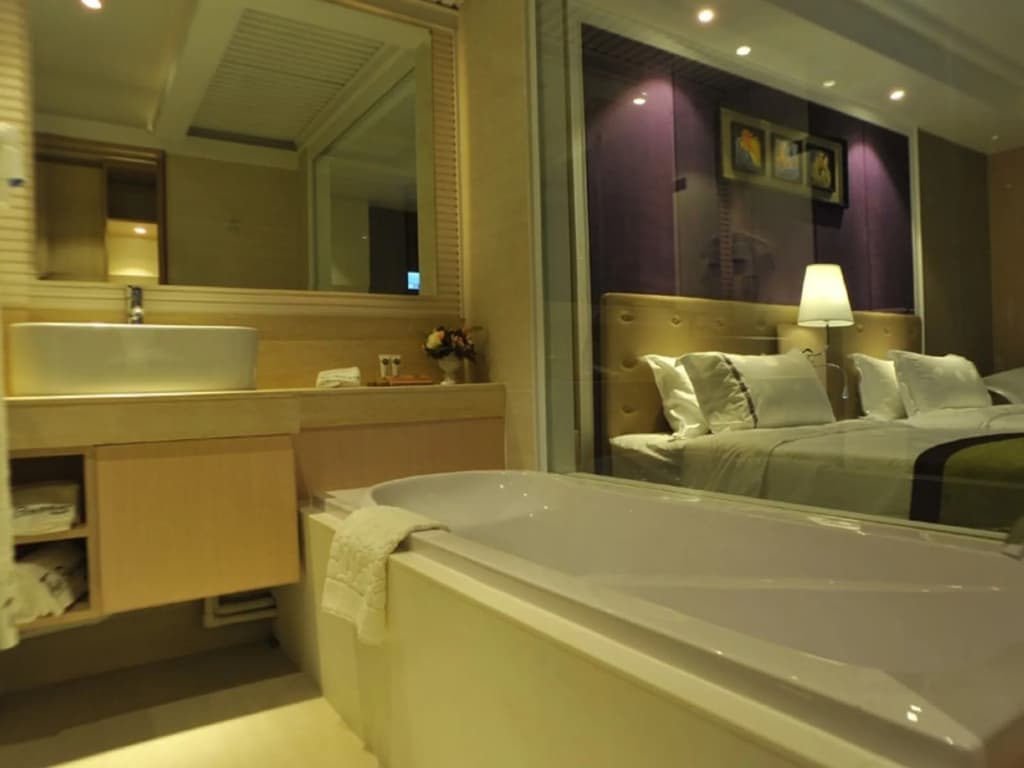 The Bazaar Hotel - photo 6