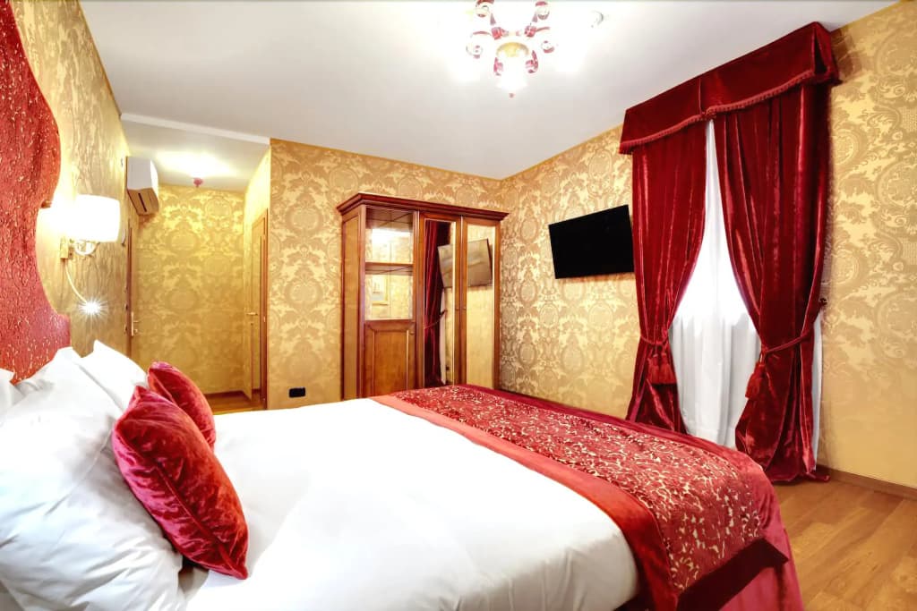 Hotel Casanova Venezia - photo 5