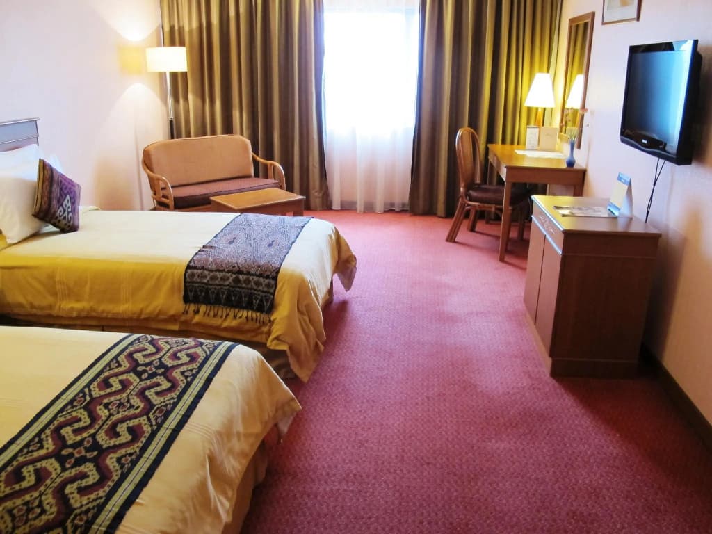 Hotel Grand Continental Kuching - photo 4