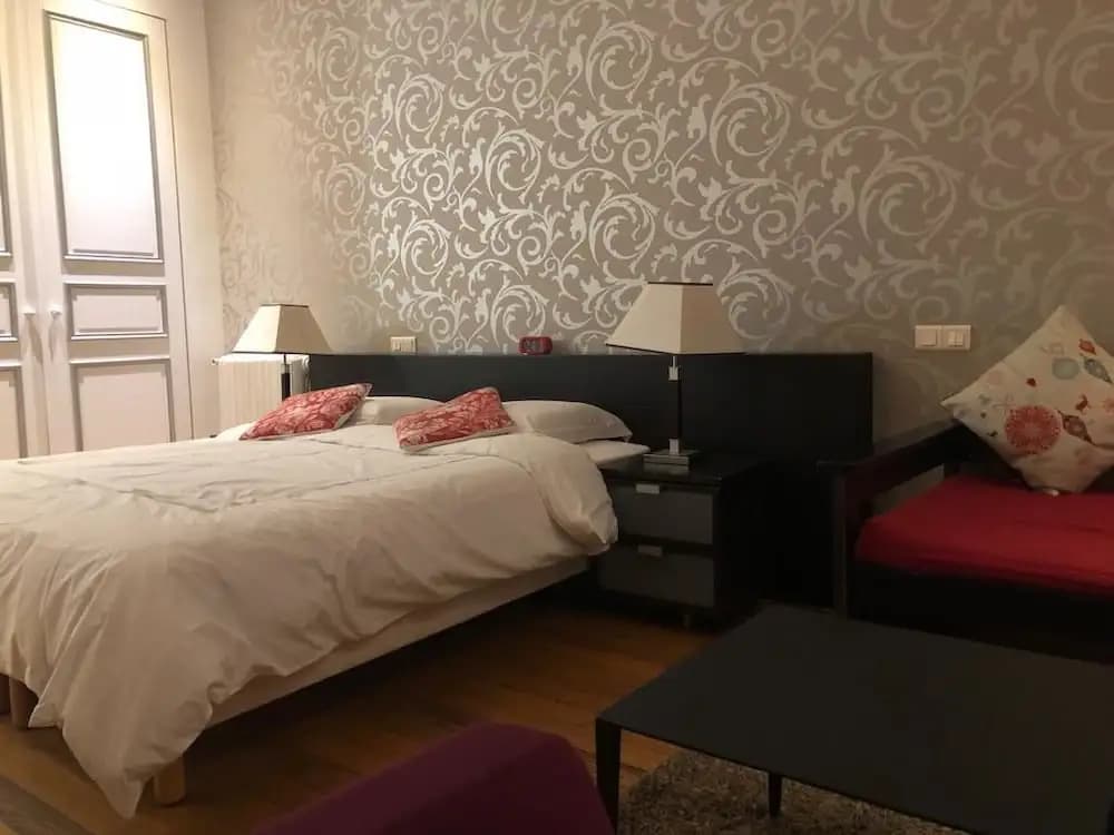 Vip Elysées Rent - photo 3