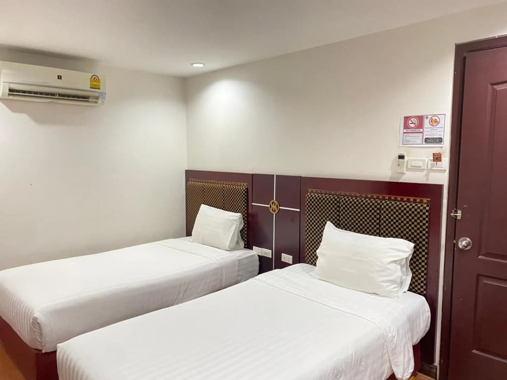 Jomtien Hisotel - photo 29
