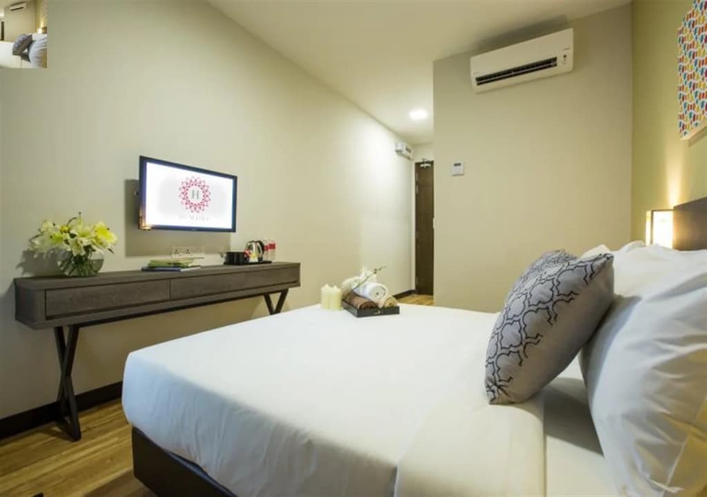 Humaira Hotel - photo 7