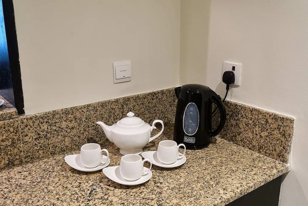 Premium stay at Marina Quay West - photo 13