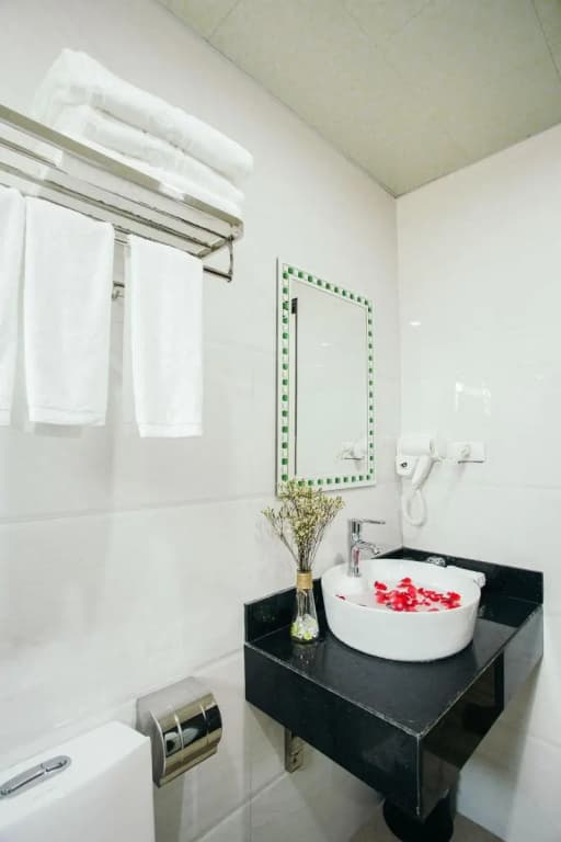 White Crown Hotel - photo 22