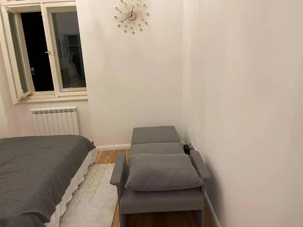 2-bed Apartment in Praha - photo 6