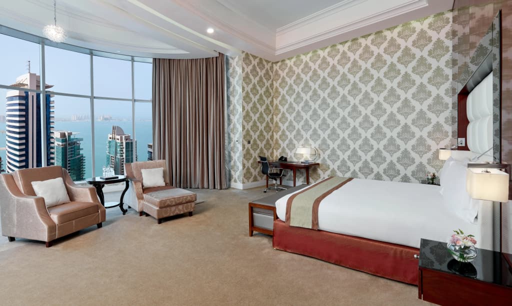 Best Plaza Hotel West Bay - photo 33
