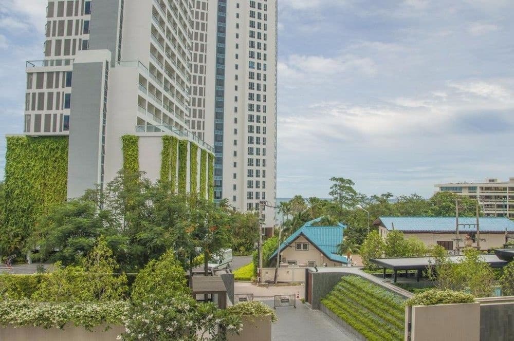 Baan Plai Haad Beachfront Condominium - photo 18