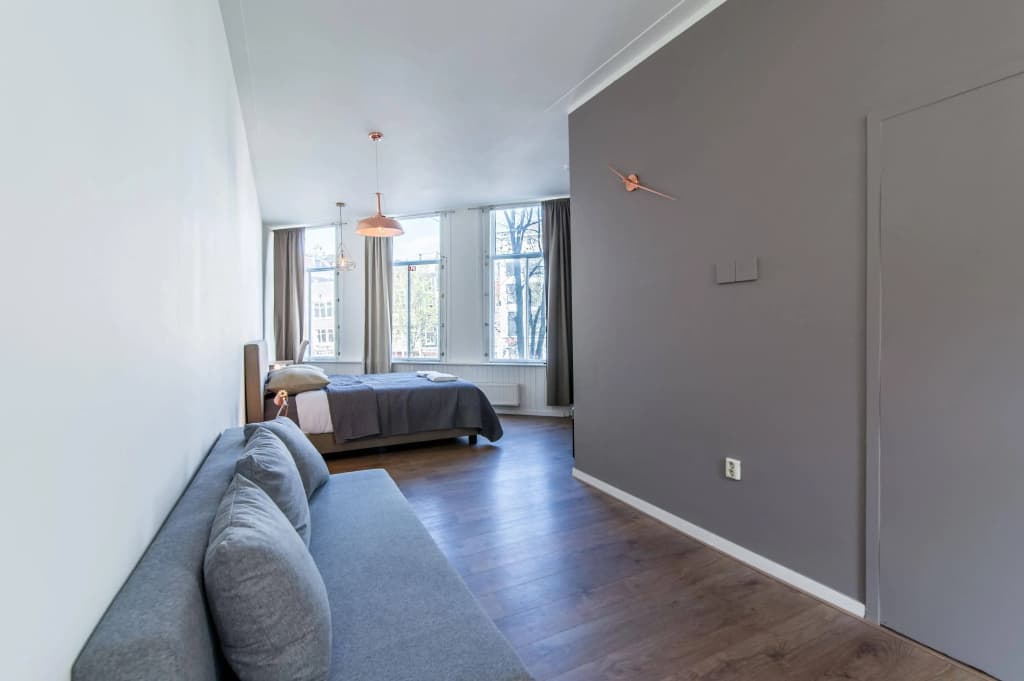 Amazing Centrally Located B&B - photo 2