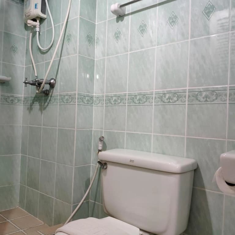 Changpuak Hotel - photo 9