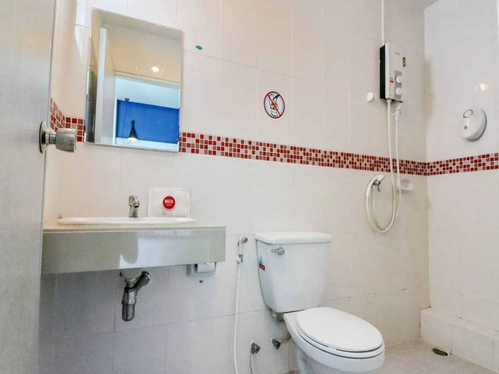 NIDA Rooms The Chill Zone Patong - photo 9