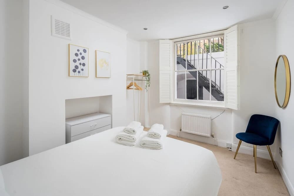 JOIVY Chic & Modern 2-Bed Flat W/ Patio In Pimlico - photo 4