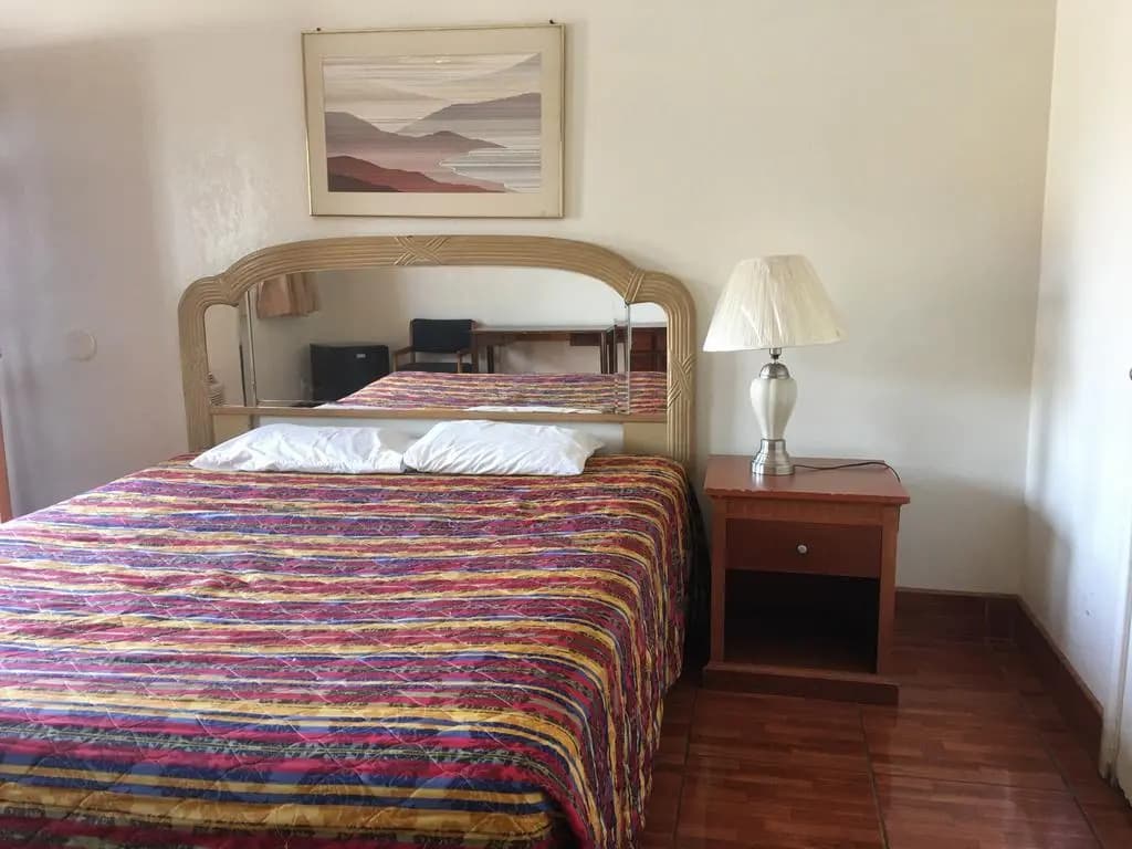 SandPiper Motel - photo 11