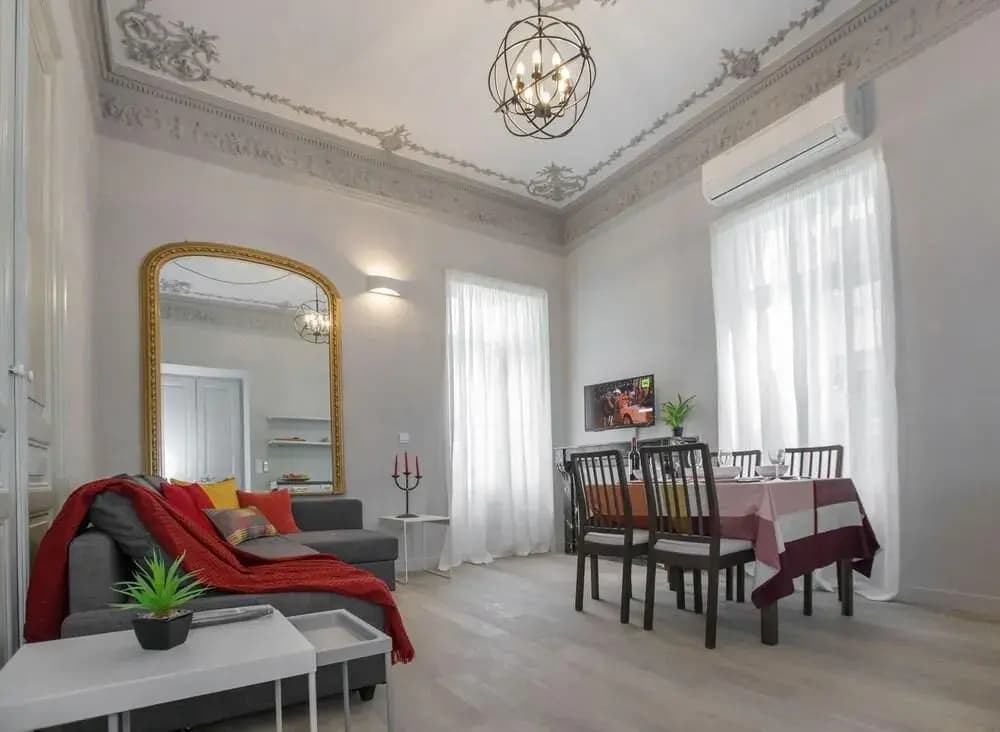 Magnificent Neoclassical apt in Syntagma by GHH - photo 3