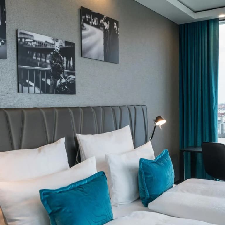 Motel One Berlin-Upper West - photo 50
