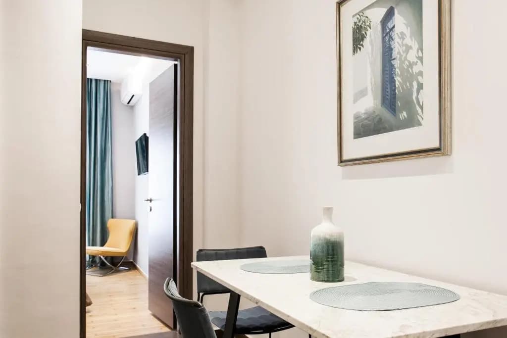 Nicholas Point Apartments and Rooms - photo 3