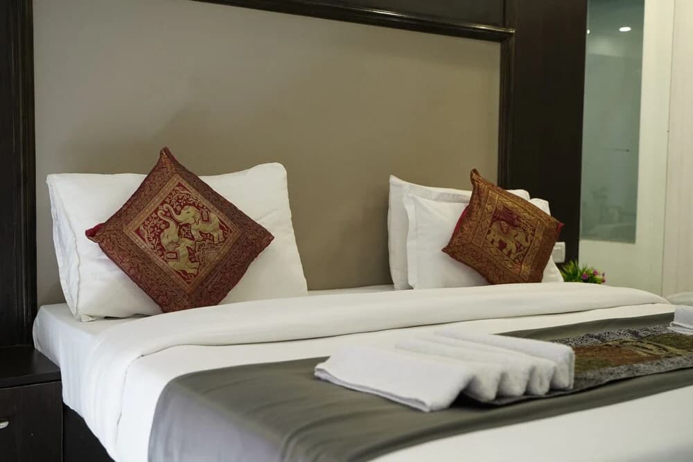 Hotel Anand Empire - photo 4