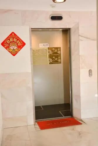 Duta Hotel - photo 8