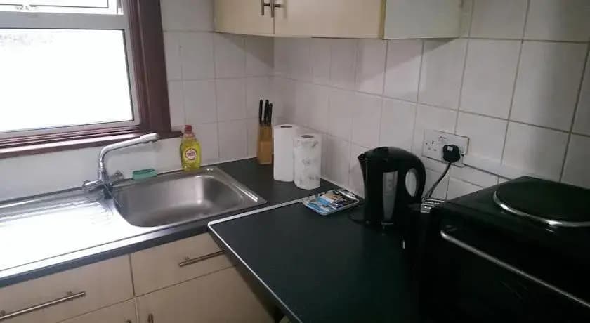 Manor Apartments - photo 8