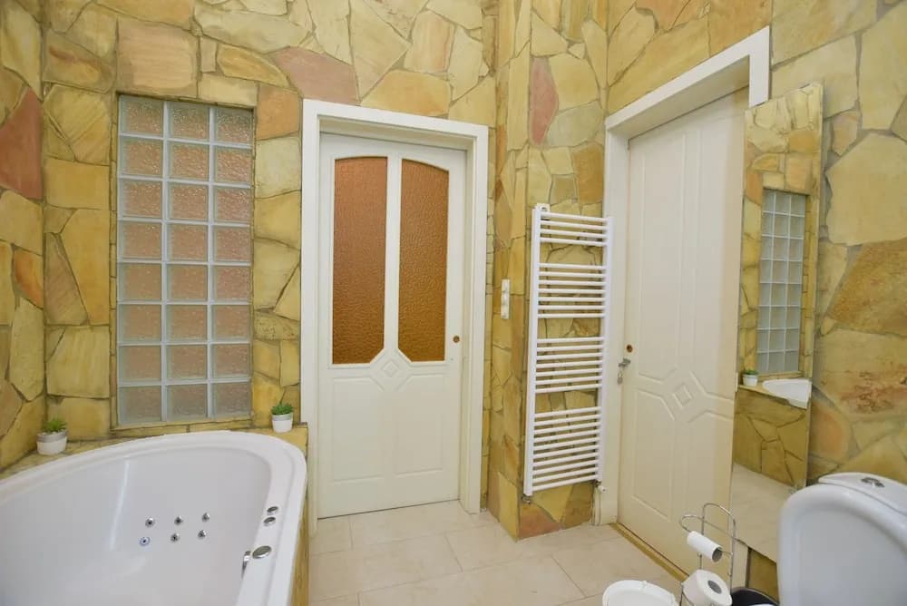 Ultra central apartment at Synagogue - photo 7