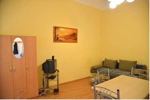Bp Central Apartments - photo 4