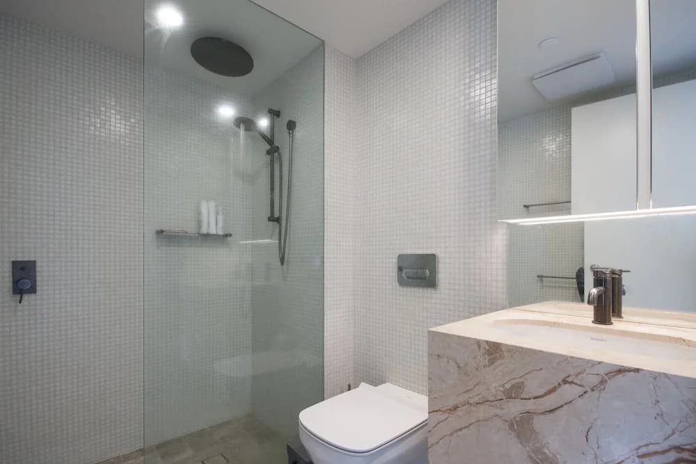 Modern Potts Point Apartment in Omnia - photo 7
