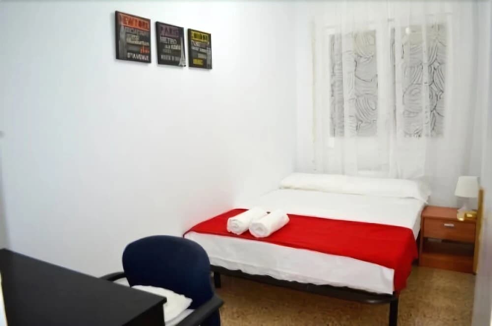 Bed&BCN Gran Via - photo 6
