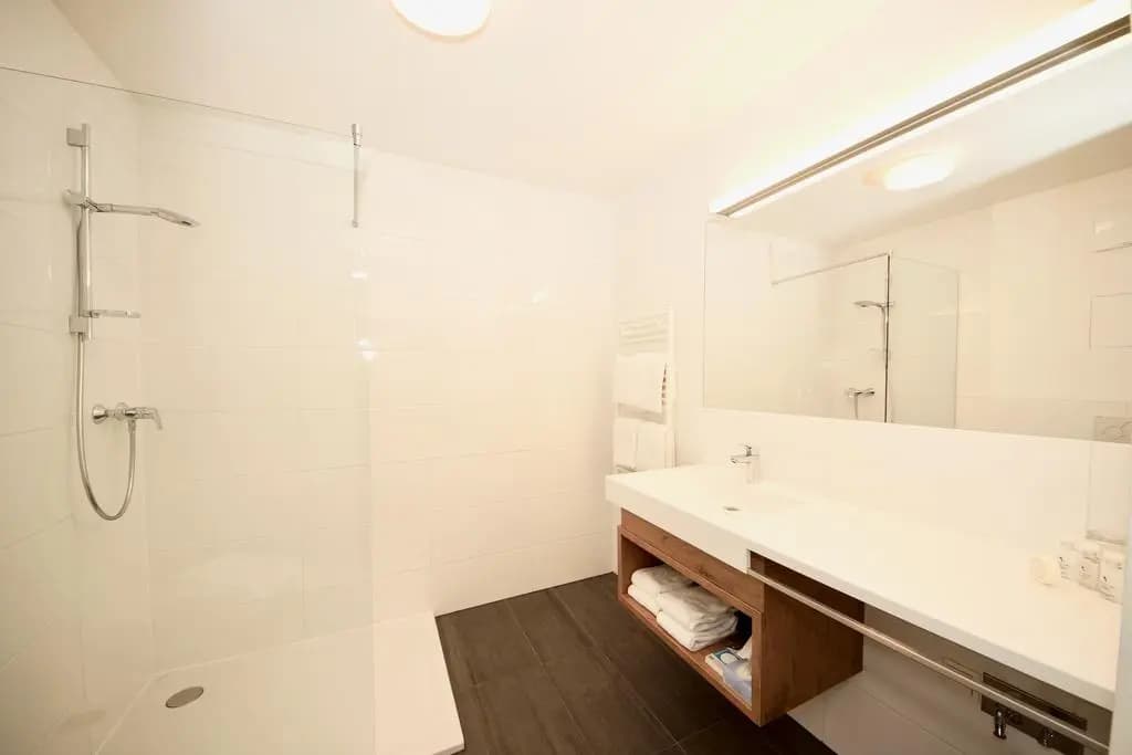 Parks 73 The TownHouse Hotel - photo 7