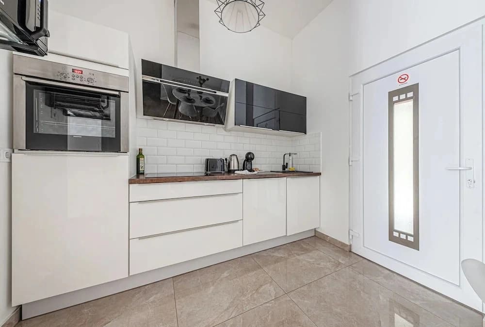 Marble Royal Suite&Studio - photo 11