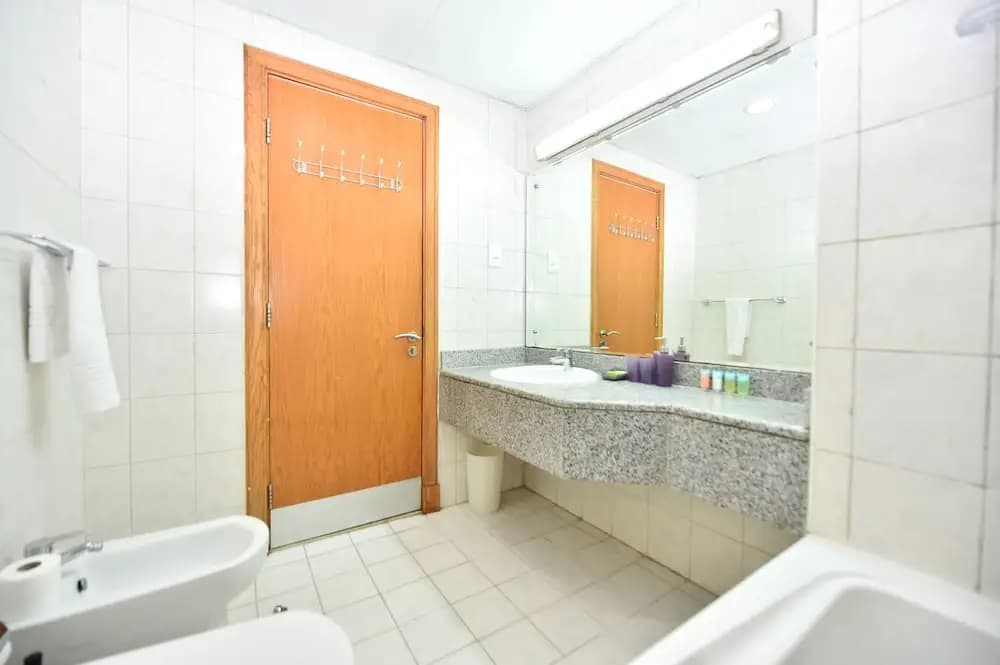 BRID - Spacious 1 Bed with garden view - photo 6