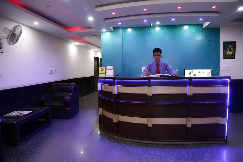 ADB Rooms Hotel Noratan Palace - photo 15
