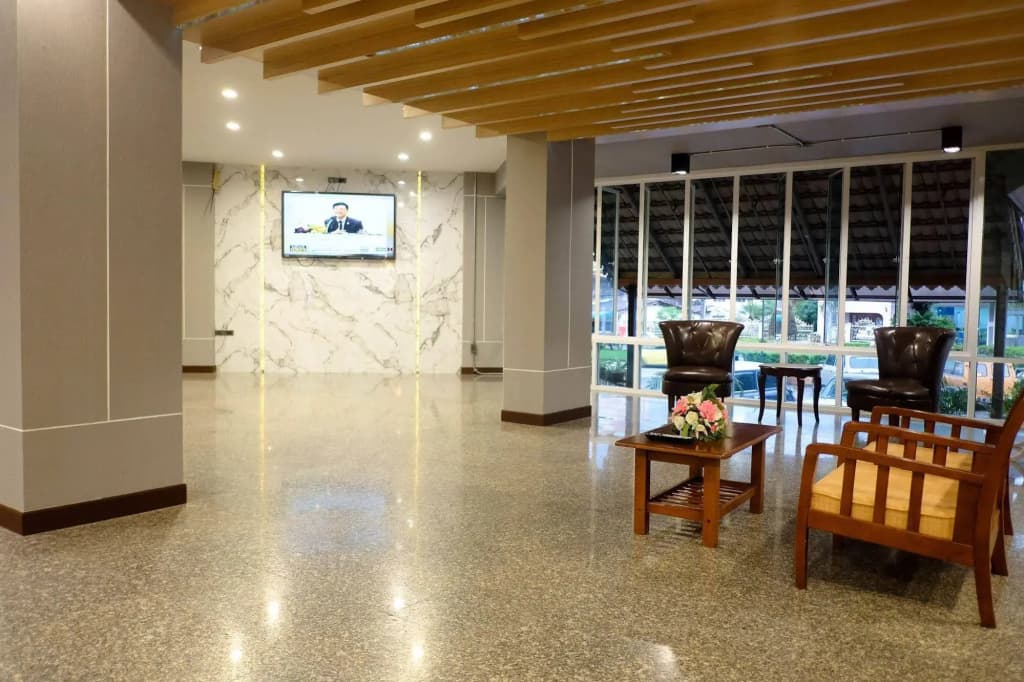 Krabi Royal Hotel - photo 18