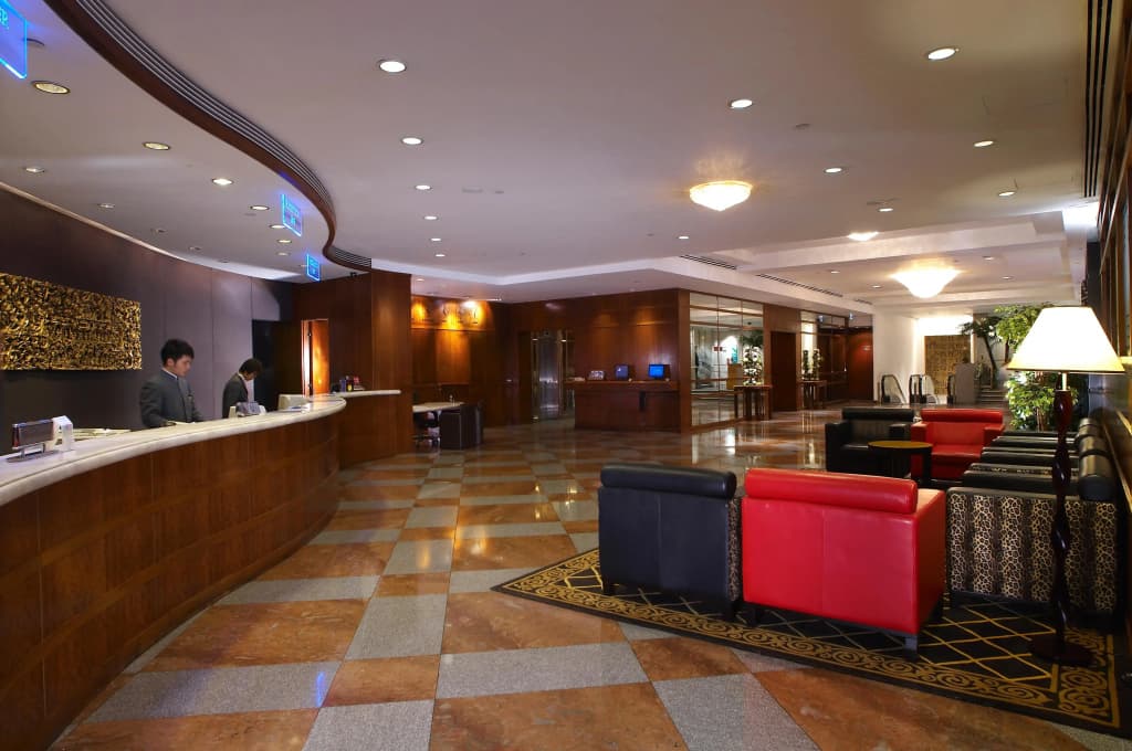 Metropark Hotel Kowloon - photo 2