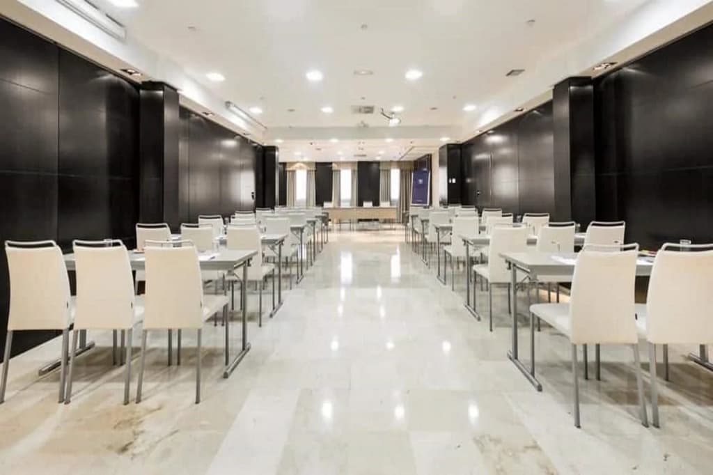 NH Madrid Príncipe de Vergara - photo 18