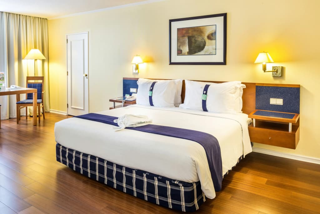 Holiday Inn Lisbon by IHG - photo 4