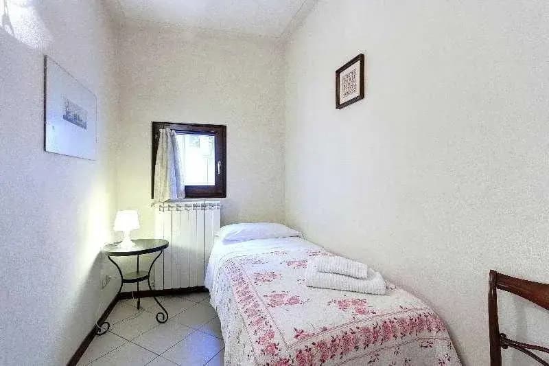 Uffizi Gallery Apartment Florence - photo 19