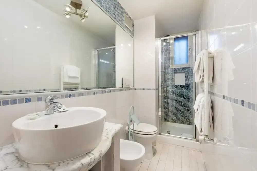 Termini Station Lightsome 3Br Apartment - photo 23