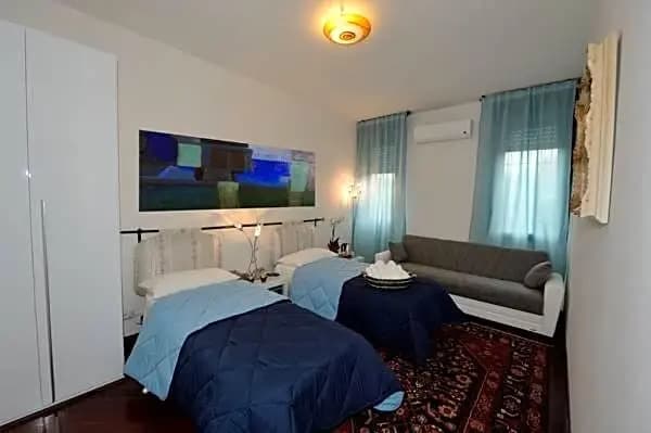 Tintoretto Inn - photo 9
