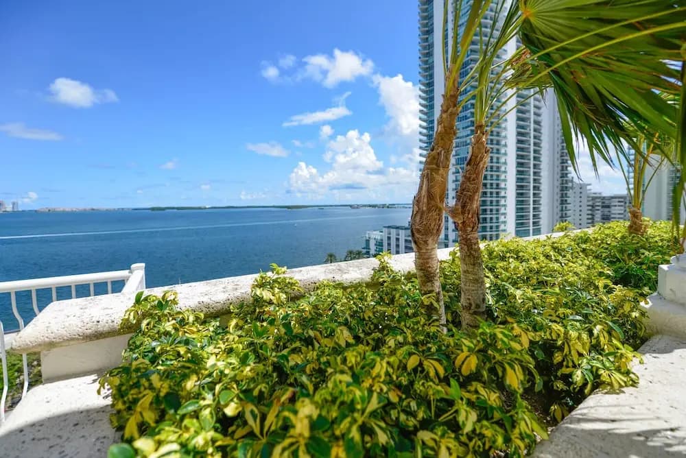 Well-Appointed Condos in Brickell - photo 11