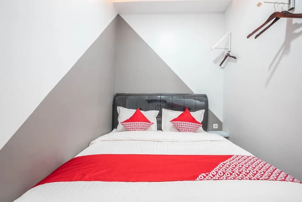 OYO 1070 Kuningan Residence - photo 6