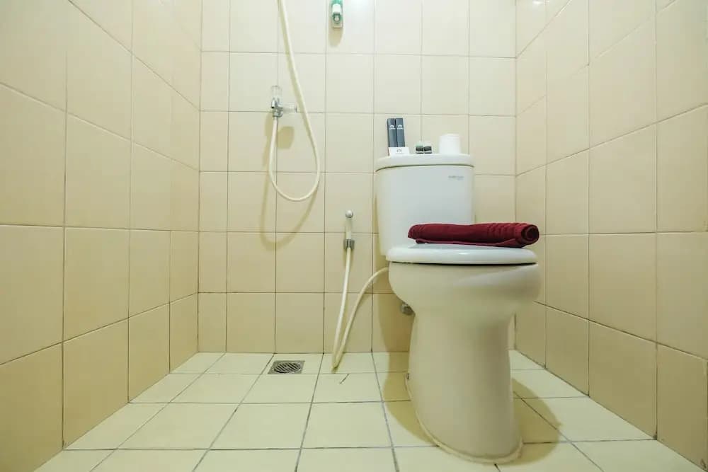 Comfy Studio Tifolia Apartment - photo 8