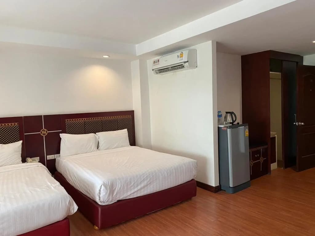 Jomtien Hisotel - photo 43