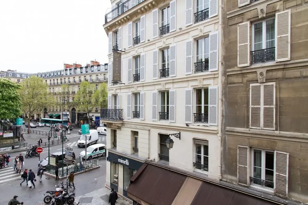 Saint Michel - Cluny Area Apartment - photo 1