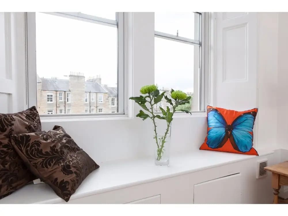 Cozy 1-bed Flat in Stockbridge Sleeps 4 - photo 2