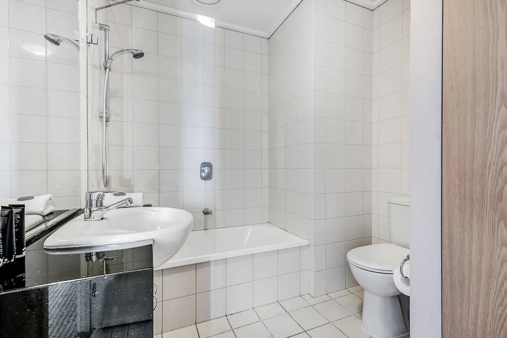 MJ Shortstay Centurion Apartments - photo 6