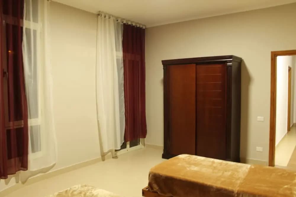 610 Residence - photo 2