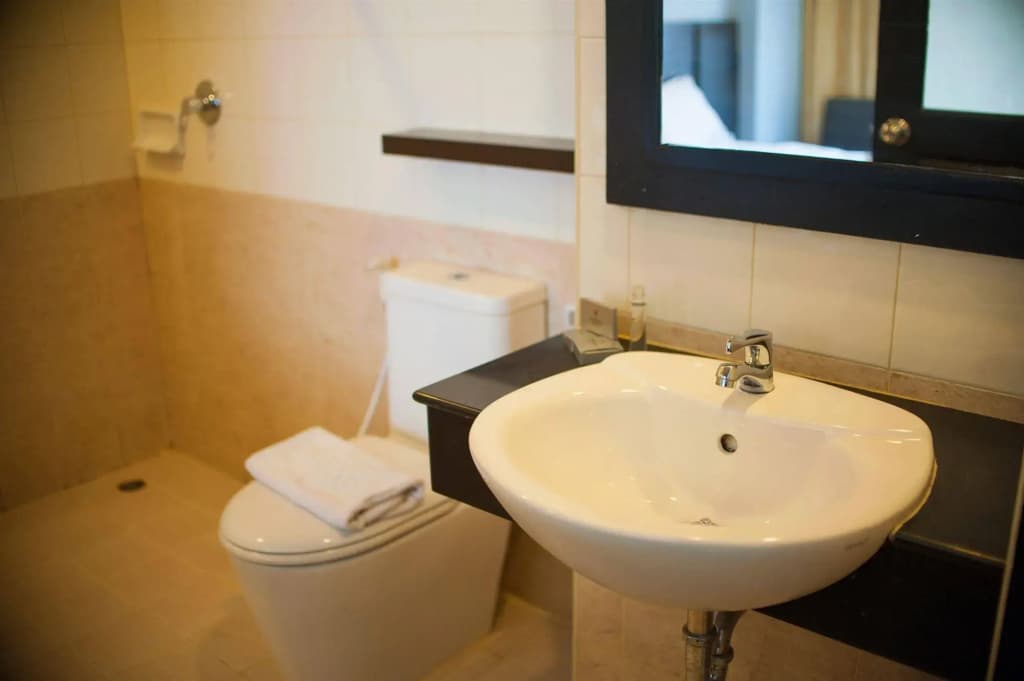 Platinum Hotel - photo 8